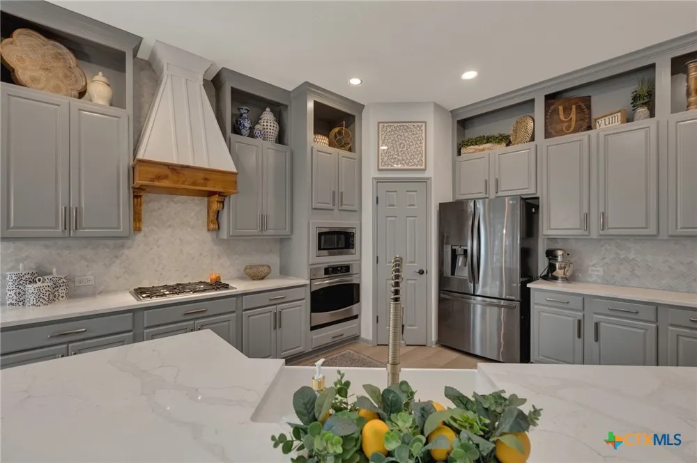 263 Hamburg Avenue New Braunfels, TX 78132