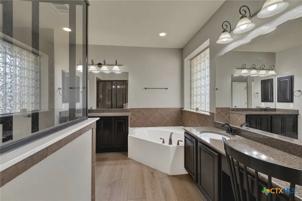 263 Hamburg Avenue New Braunfels, TX 78132