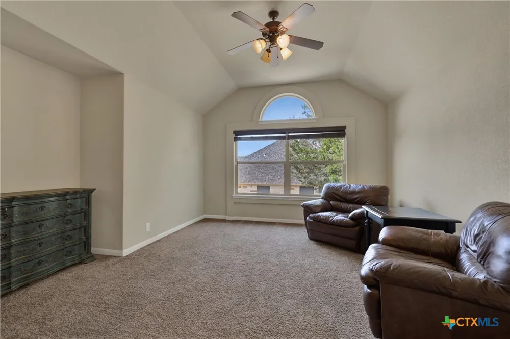 263 Hamburg Avenue New Braunfels, TX 78132