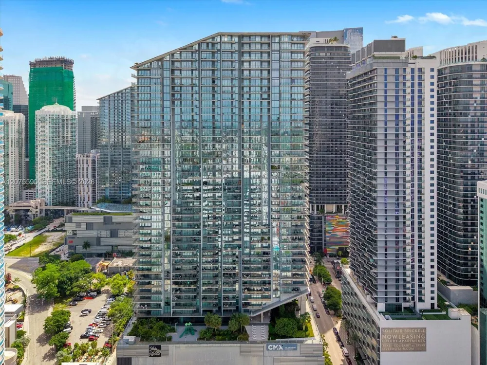 88 SW 7th St #2204 Miami, FL 33130