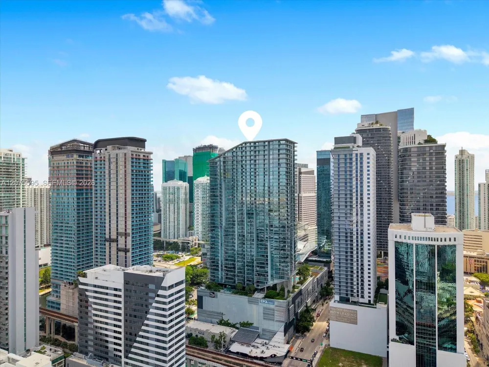 88 SW 7th St #2204 Miami, FL 33130