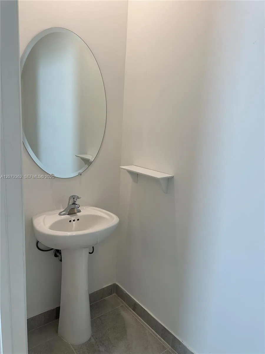 1602 SW 28th Ct Fort Lauderdale, FL 33315