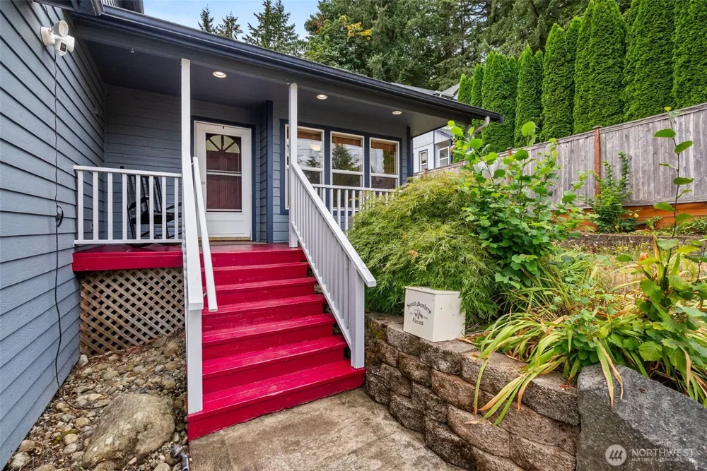 627 Bates Street SW Tumwater, WA 98512