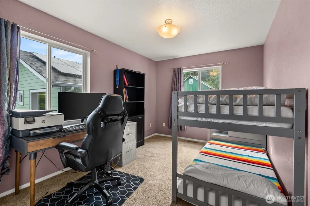 627 Bates Street SW Tumwater, WA 98512