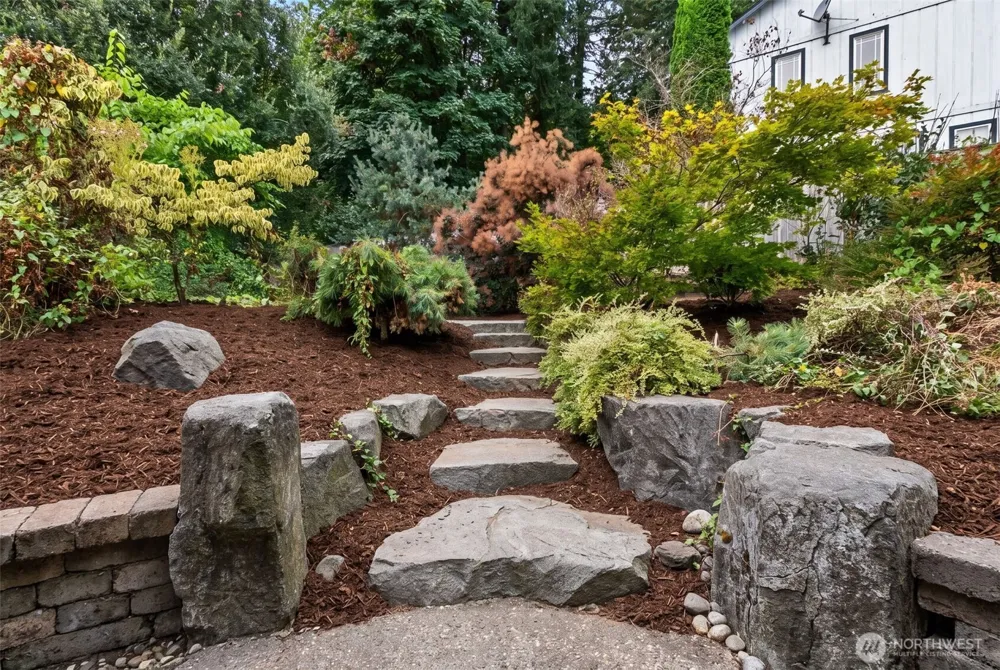 627 Bates Street SW Tumwater, WA 98512