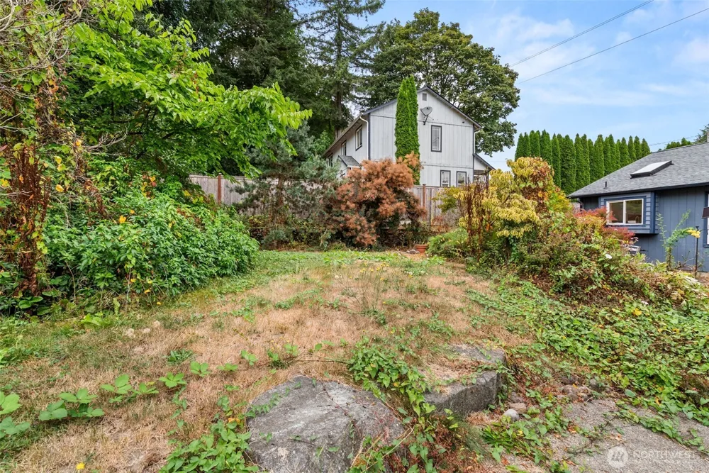 627 Bates Street SW Tumwater, WA 98512