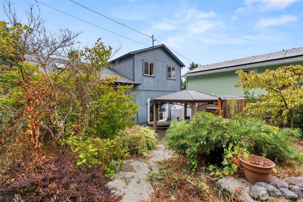 627 Bates Street SW Tumwater, WA 98512