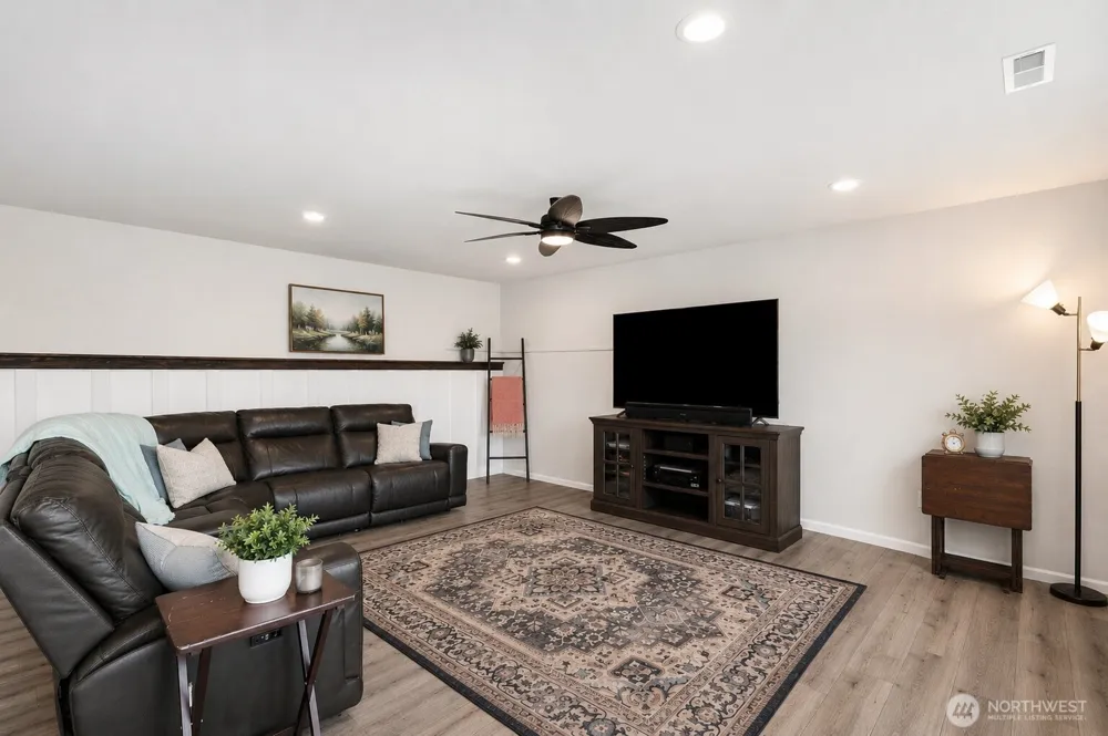 13811 197th Street E Graham, WA 98338