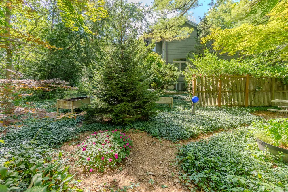 344 Rock Creek Court Ann Arbor Charter Township, MI 48104