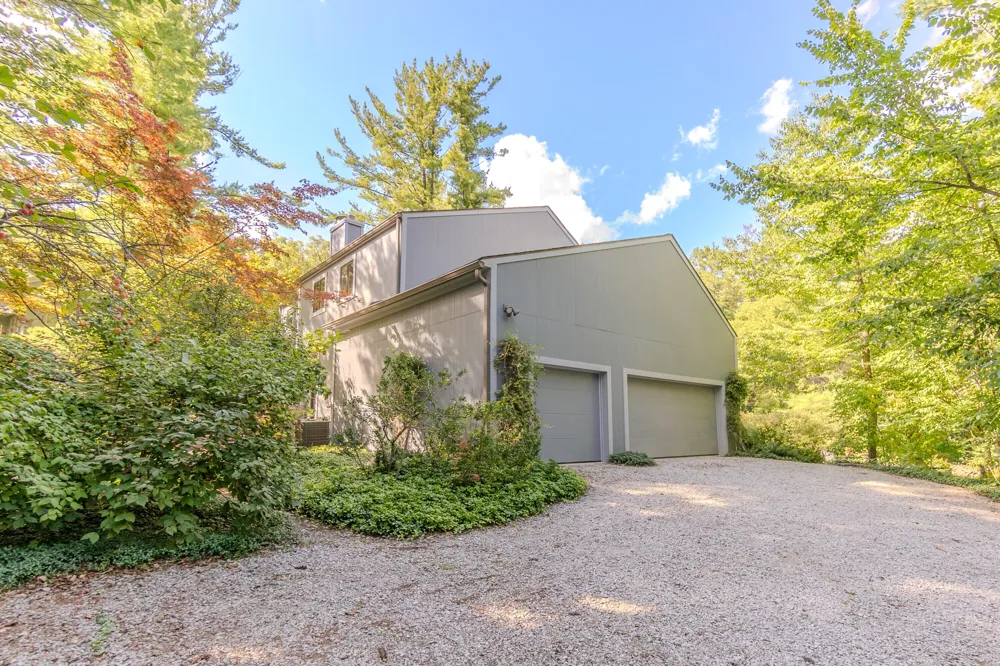 344 Rock Creek Court Ann Arbor Charter Township, MI 48104