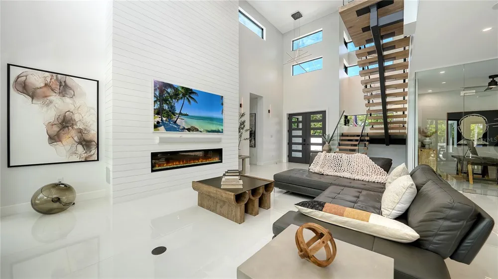 1960 BOYCE STREET Sarasota, FL 34239
