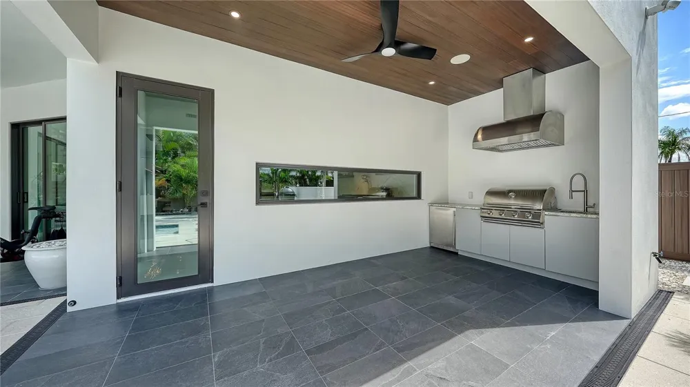 1960 BOYCE STREET Sarasota, FL 34239