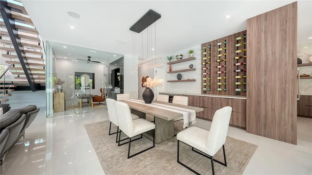 1960 BOYCE STREET Sarasota, FL 34239