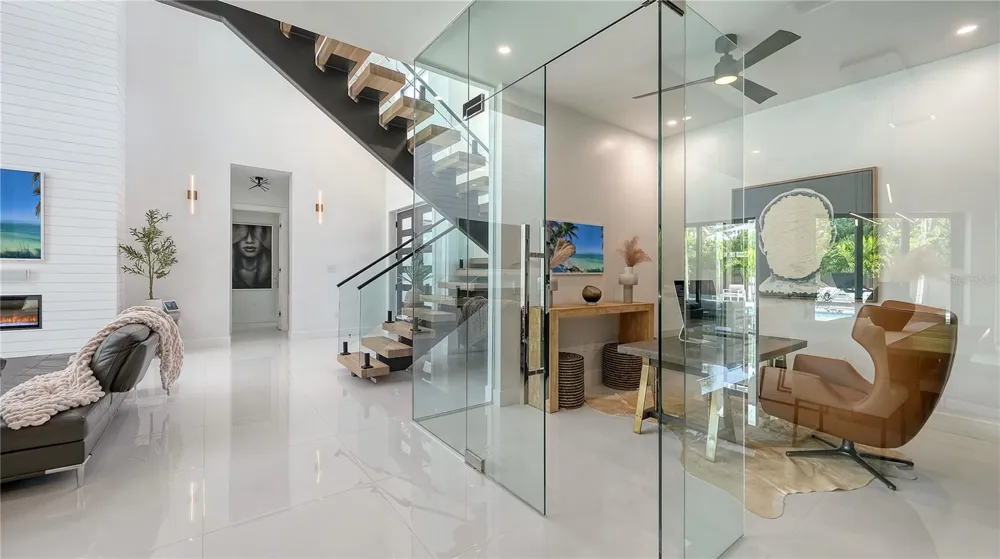 1960 BOYCE STREET Sarasota, FL 34239