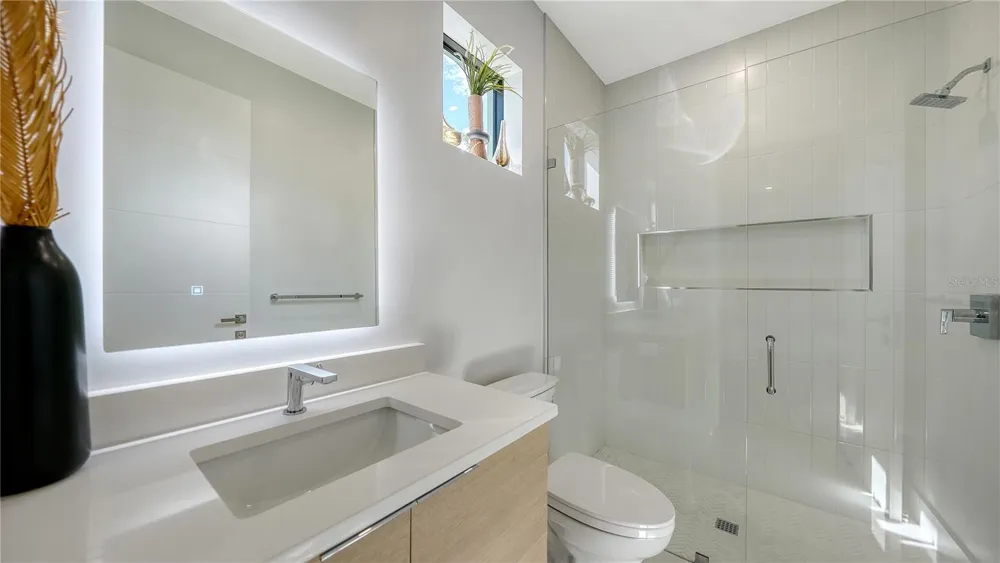 1960 BOYCE STREET Sarasota, FL 34239