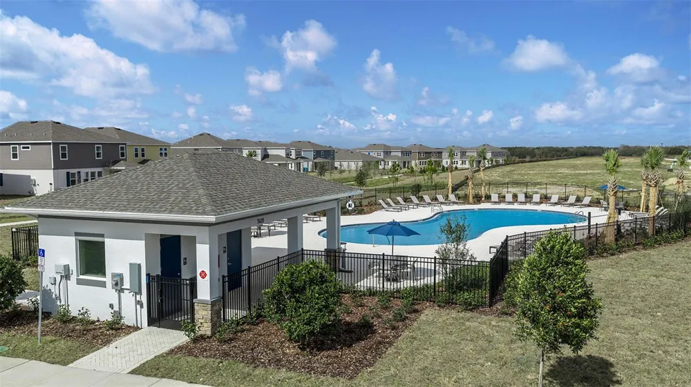 7750 CLOUDBURST DRIVE Groveland, FL 34736