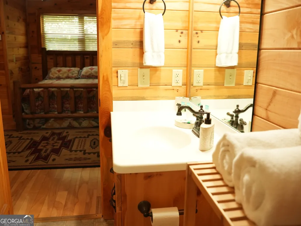 369 Myrna Branch RD Helen, GA 30545