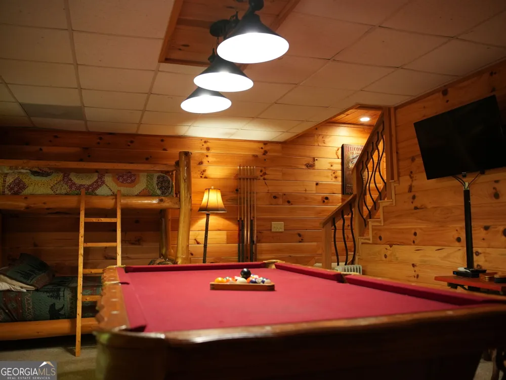 369 Myrna Branch RD Helen, GA 30545