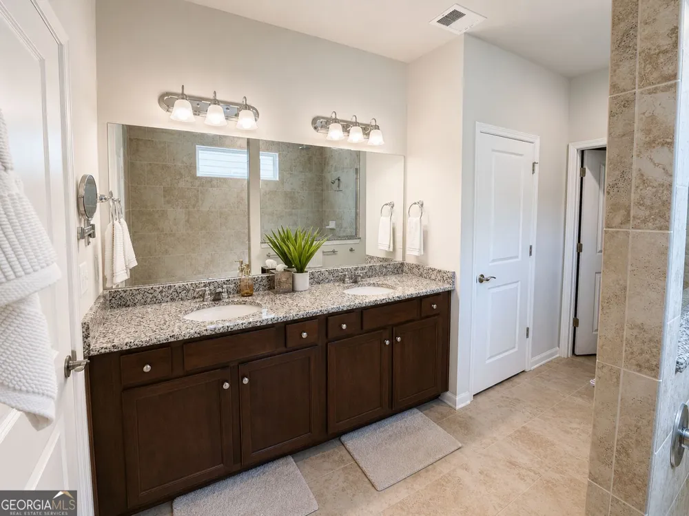 229 Nuttall DR Griffin, GA 30223