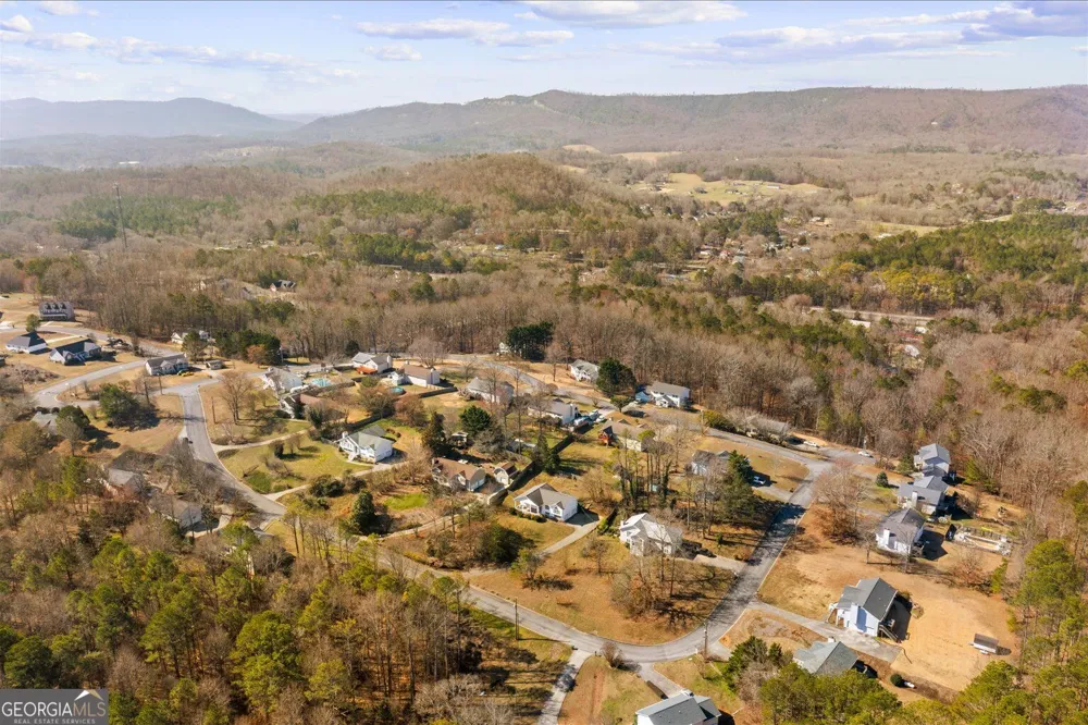 491 Scarlet DR Dalton, GA 30721