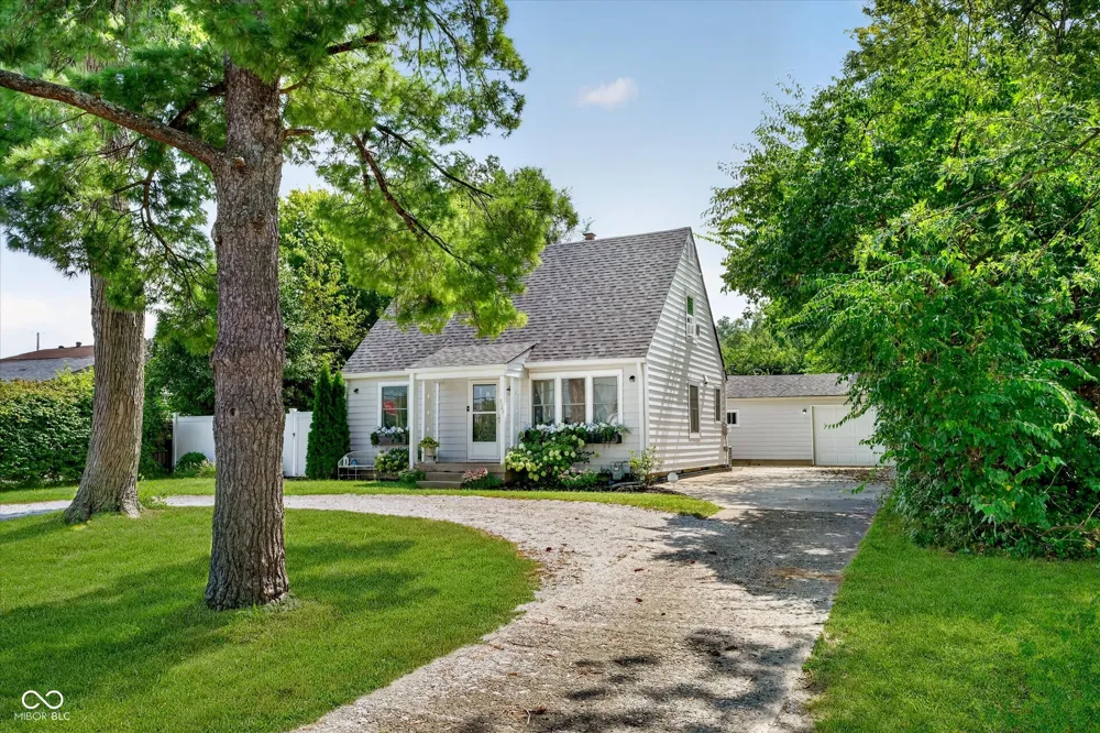 2121 E 71st Street Indianapolis, IN 46220
