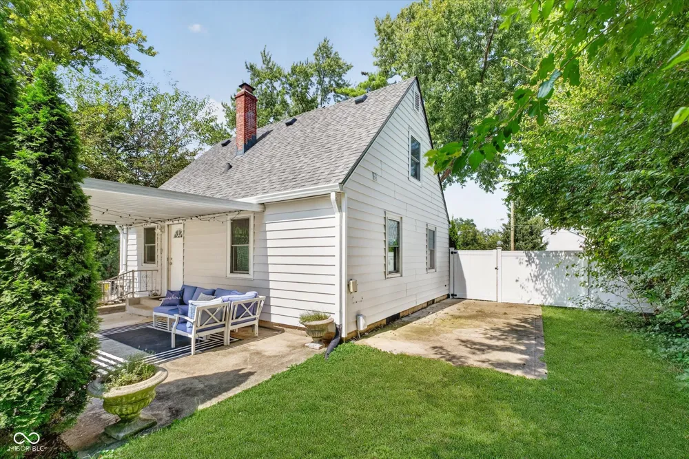 2121 E 71st Street Indianapolis, IN 46220