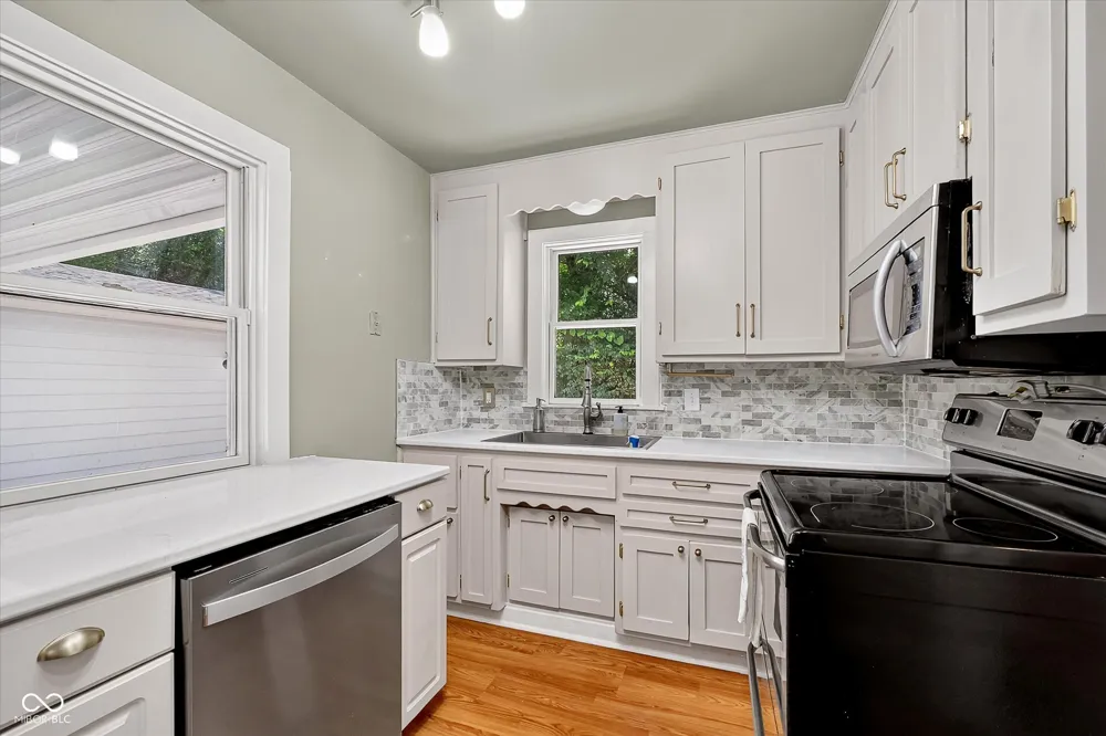 2121 E 71st Street Indianapolis, IN 46220