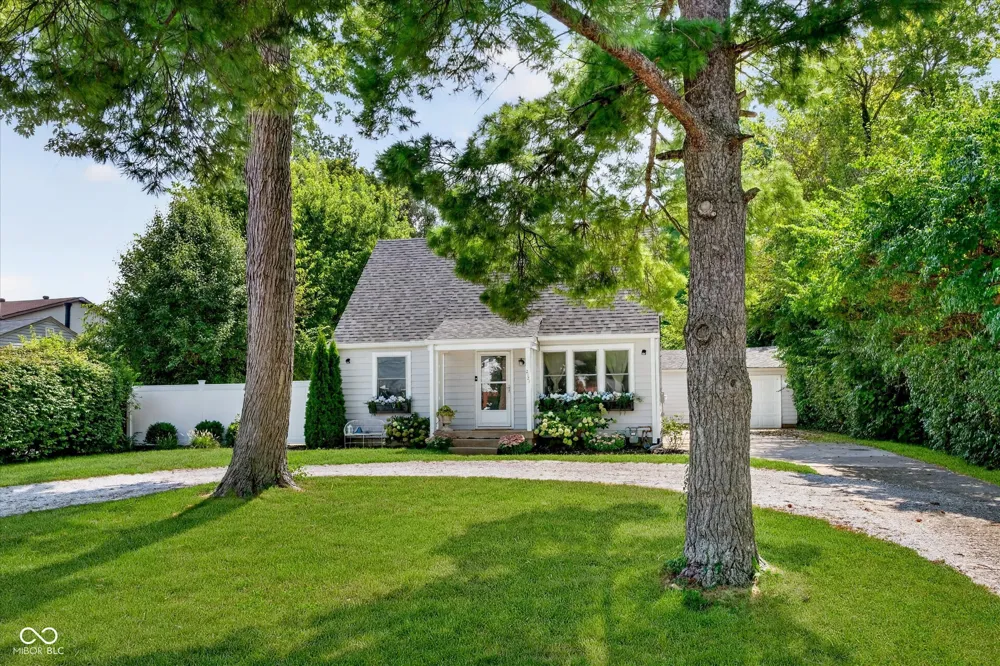 2121 E 71st Street Indianapolis, IN 46220