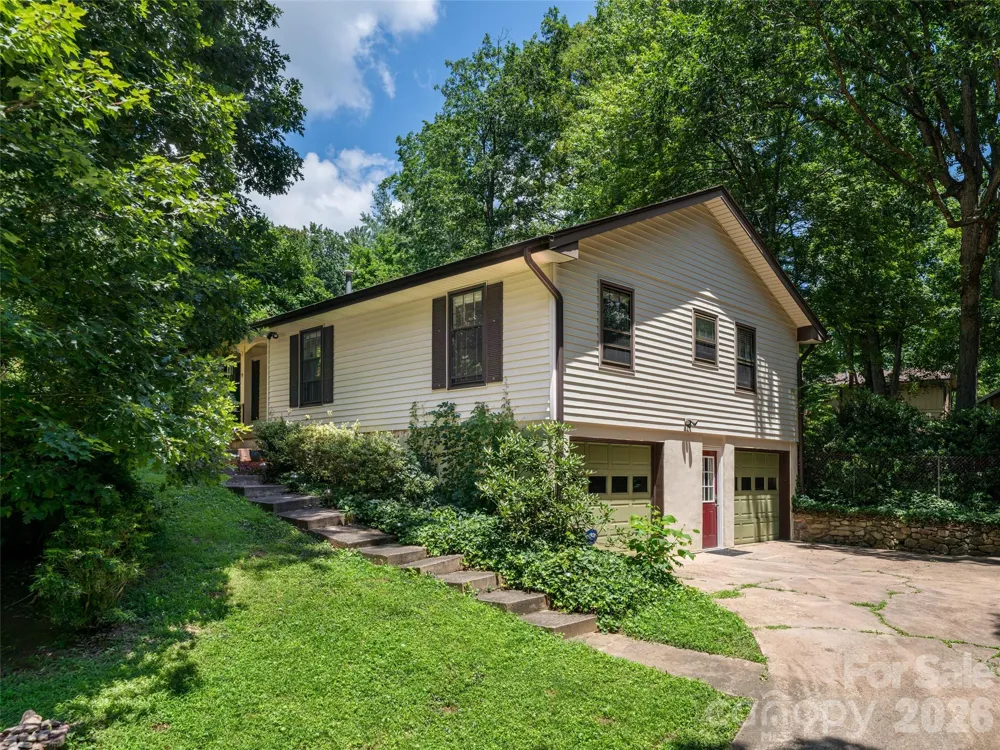 14 Forest Ridge Drive Arden, NC 28704