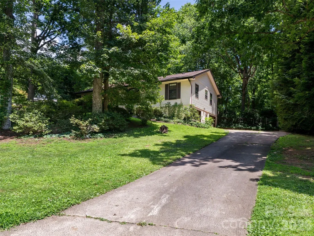 14 Forest Ridge Drive Arden, NC 28704