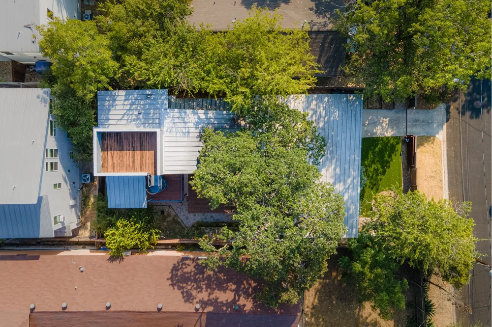 2004 Pennsylvania Avenue #A Austin, TX 78702