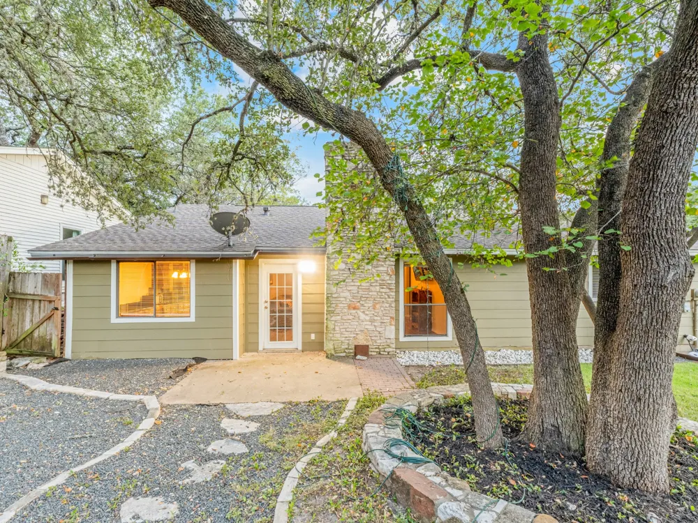 404 MULBERRY DRIVE Austin, TX 78745