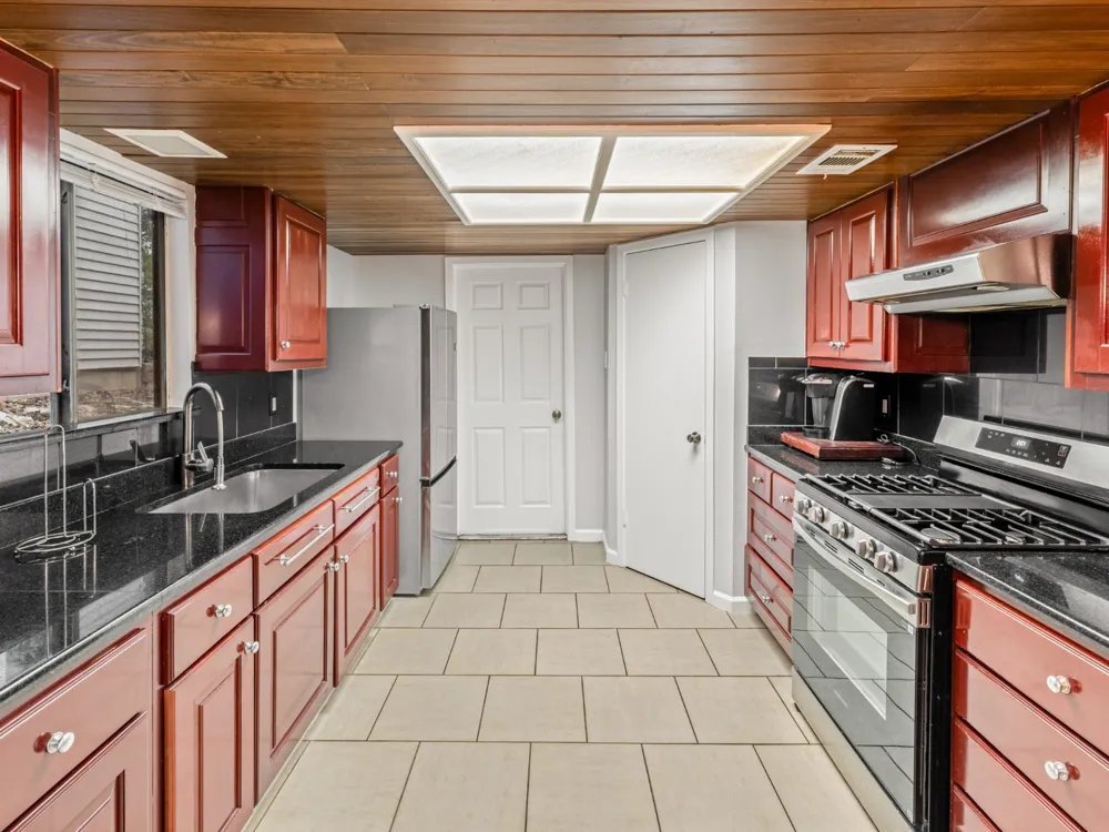 404 MULBERRY DRIVE Austin, TX 78745