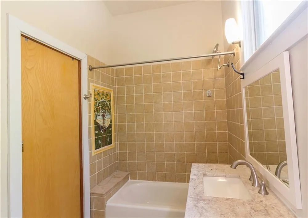4517 Avenue F Austin, TX 78751