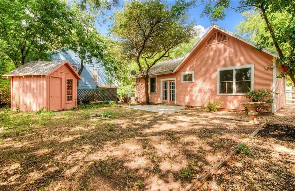 4517 Avenue F Austin, TX 78751