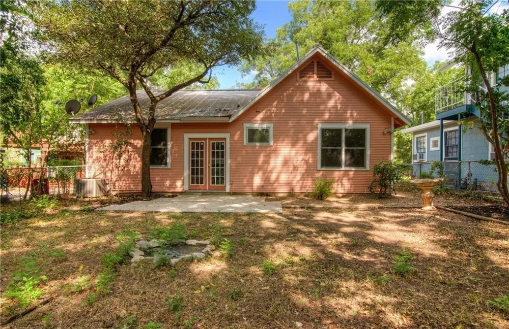 4517 Avenue F Austin, TX 78751