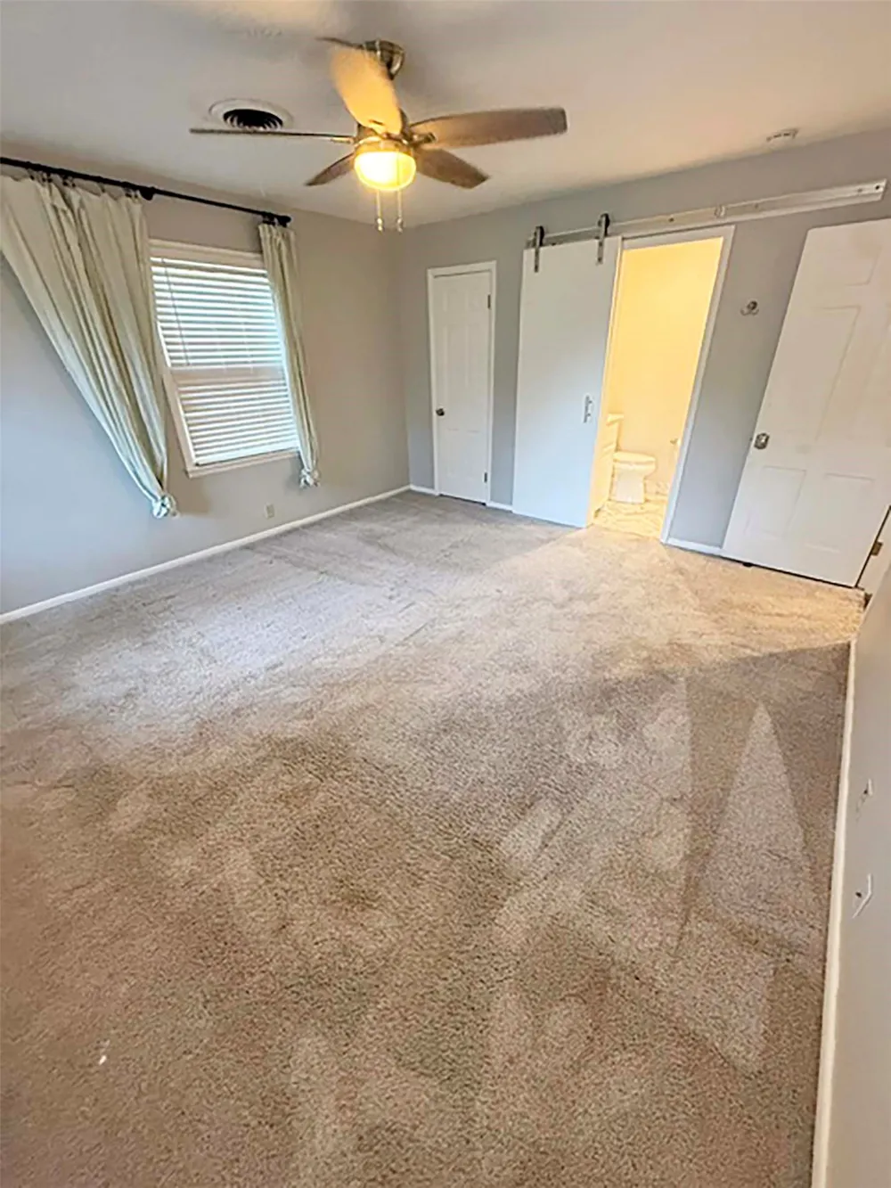 2710 Crestwood Place Denton, TX 76209