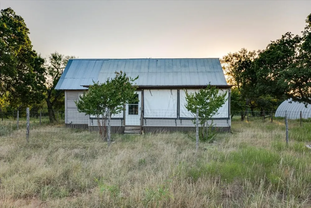 FM 1027 Carbon, TX 76435