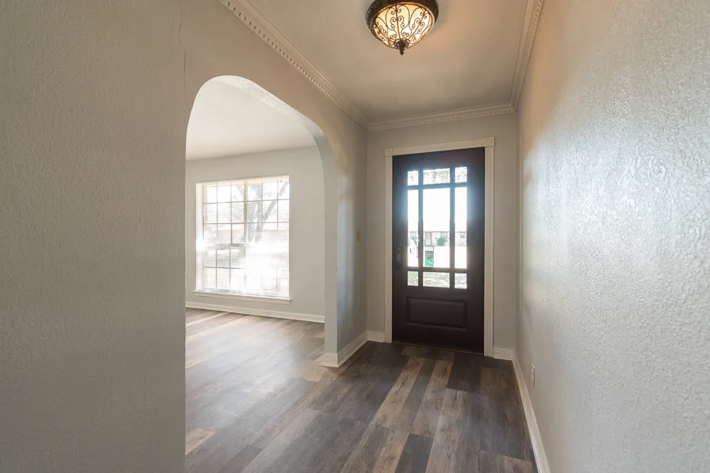 9190 Orbiter Circle Dallas, TX 75243