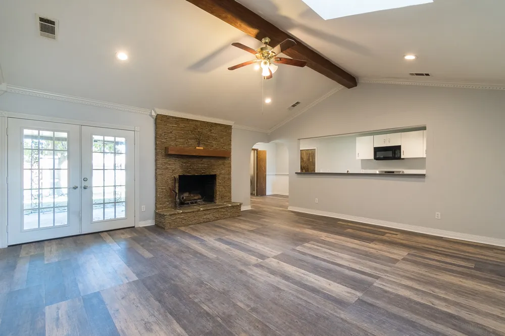 9190 Orbiter Circle Dallas, TX 75243