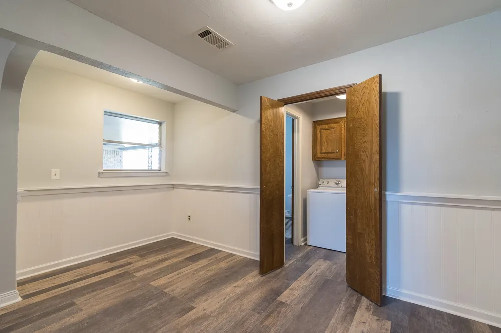 9190 Orbiter Circle Dallas, TX 75243