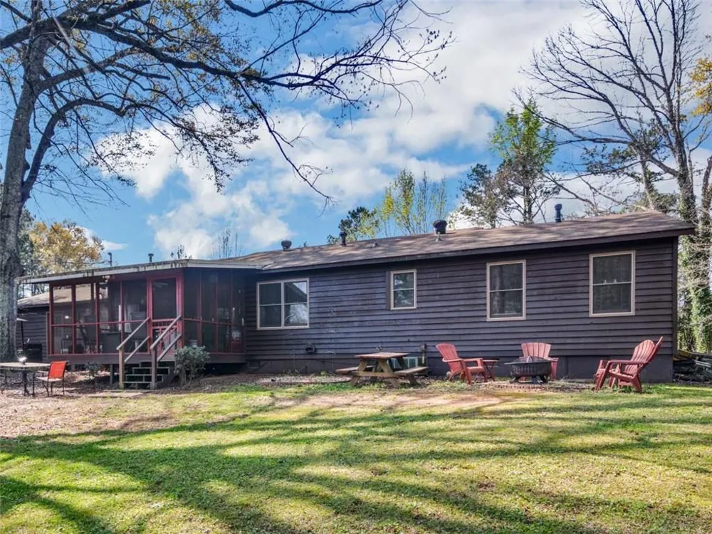 2037 Hampton Locust Grove Road Locust Grove, GA 30248
