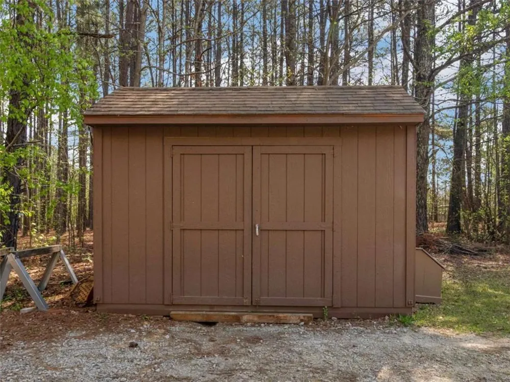 2037 Hampton Locust Grove Road Locust Grove, GA 30248