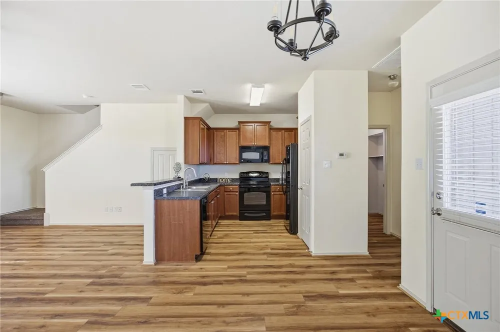408 Azurite Drive Jarrell, TX 76537