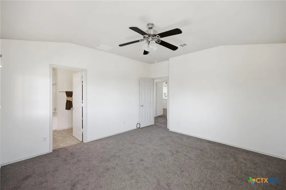 408 Azurite Drive Jarrell, TX 76537