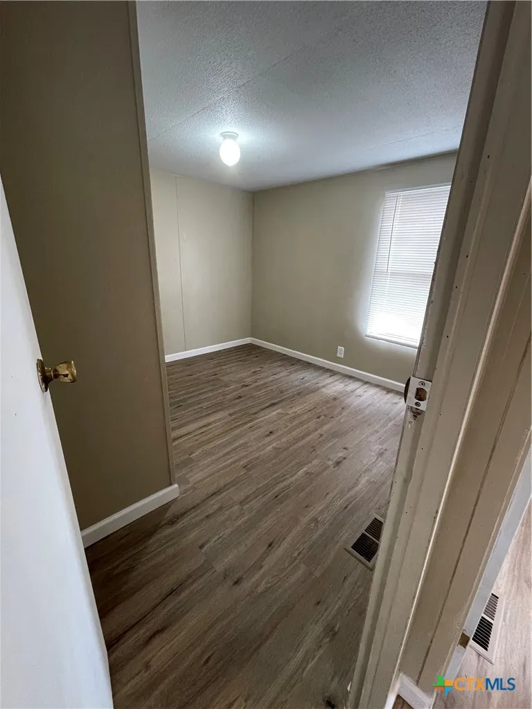611 Buck Trail Canyon Lake, TX 78133