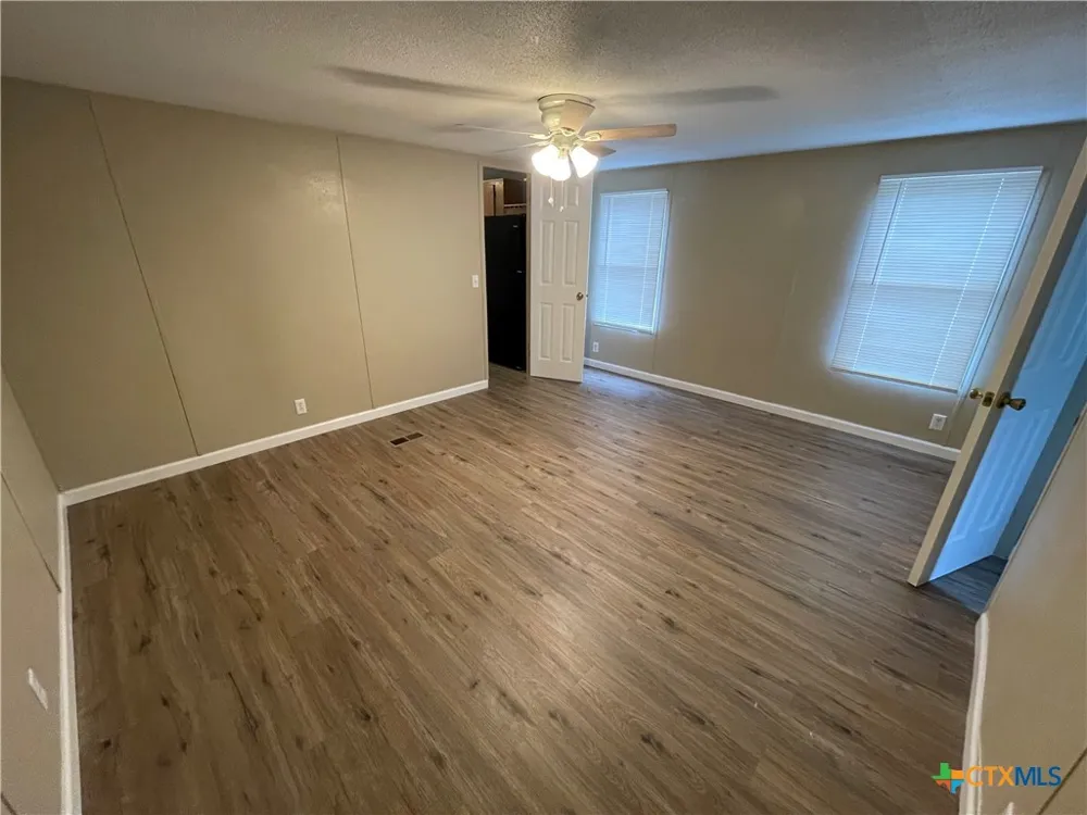 611 Buck Trail Canyon Lake, TX 78133