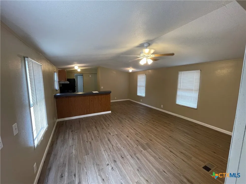 611 Buck Trail Canyon Lake, TX 78133