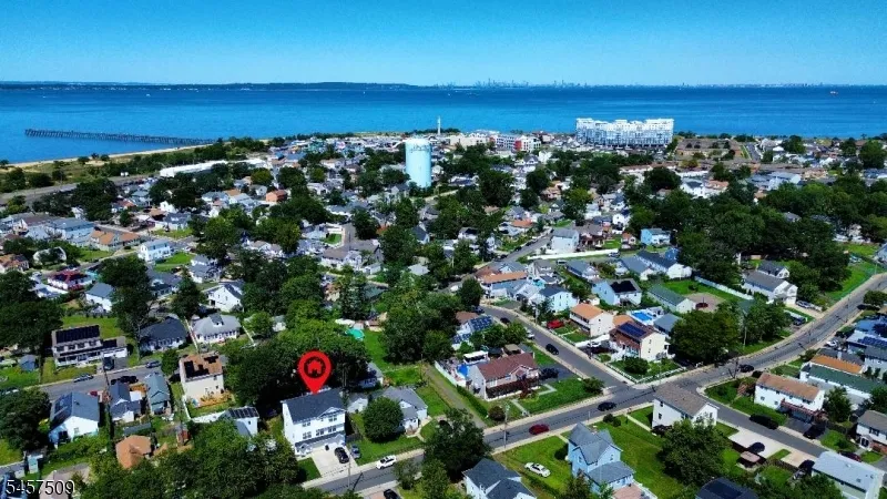 217 Seeley Ave Keansburg, NJ 07734
