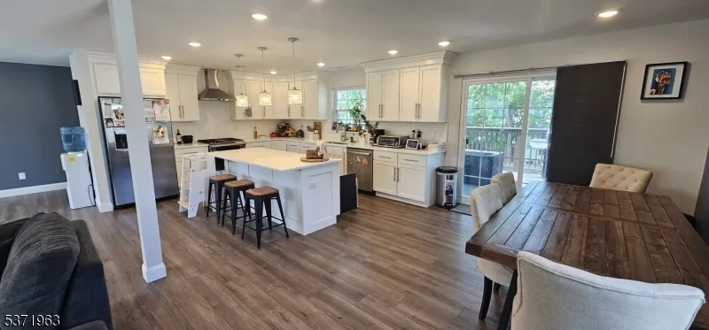 217 Seeley Ave Keansburg, NJ 07734